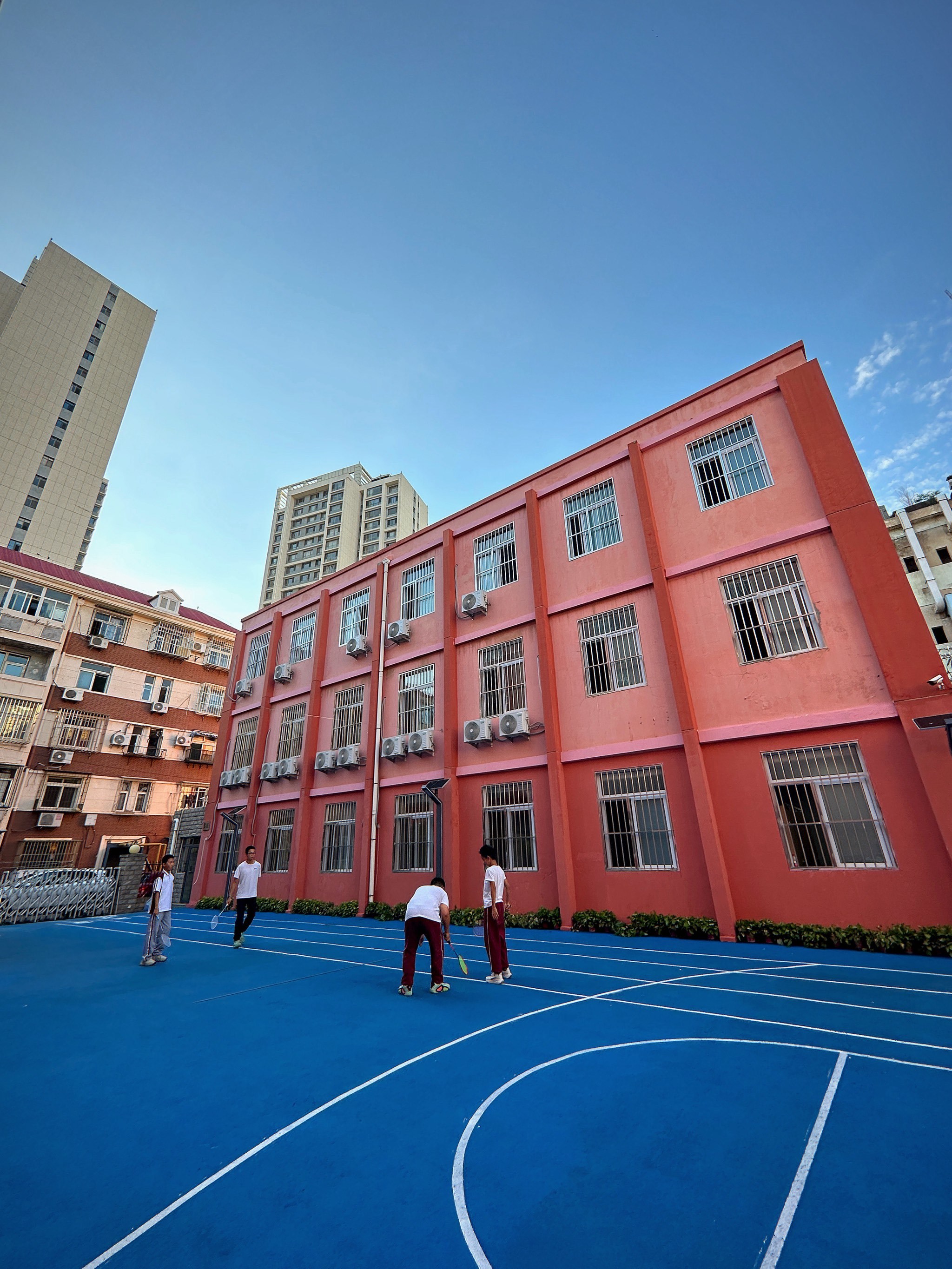 现在的家长太省心了!