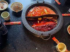 -宽板凳老灶火锅(台湾街店)