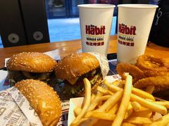 -The Habit Burger Grill 哈比特汉堡(复兴soho店)