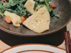 -纳鲁孜·新疆特色餐厅(上海悦荟广场店)