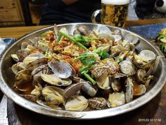 -老东镇啤酒屋海鲜加工·蒸汽海鲜·海鲜烧烤(台东店)