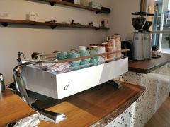 -Line 咖啡(石厦花园店)