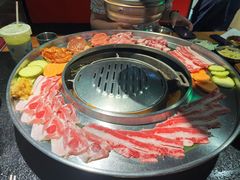 烤肉大拼盘-哈哈碳都·牛肋条无限自助烤肉(宝龙店)