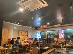 -潮火锅·麻辣牛肉火锅(观音桥方圆·LIVE店)