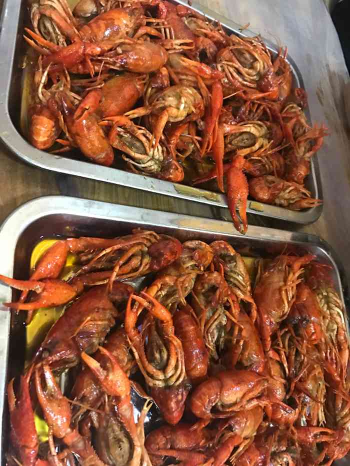 亿品香龙虾(温江店)-"又到了吃龙虾最巴适的季节,所以夏天的夜宵.