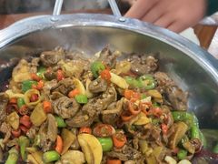-湖南人家湘菜馆(镇江路店)