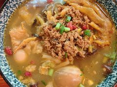 -粉家柳州螺蛳粉(杨宅路店)