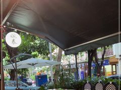 露天位-婉泰·特色小吃·舂鸡脚(告庄二店)