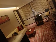 -上海龙之梦万丽酒店