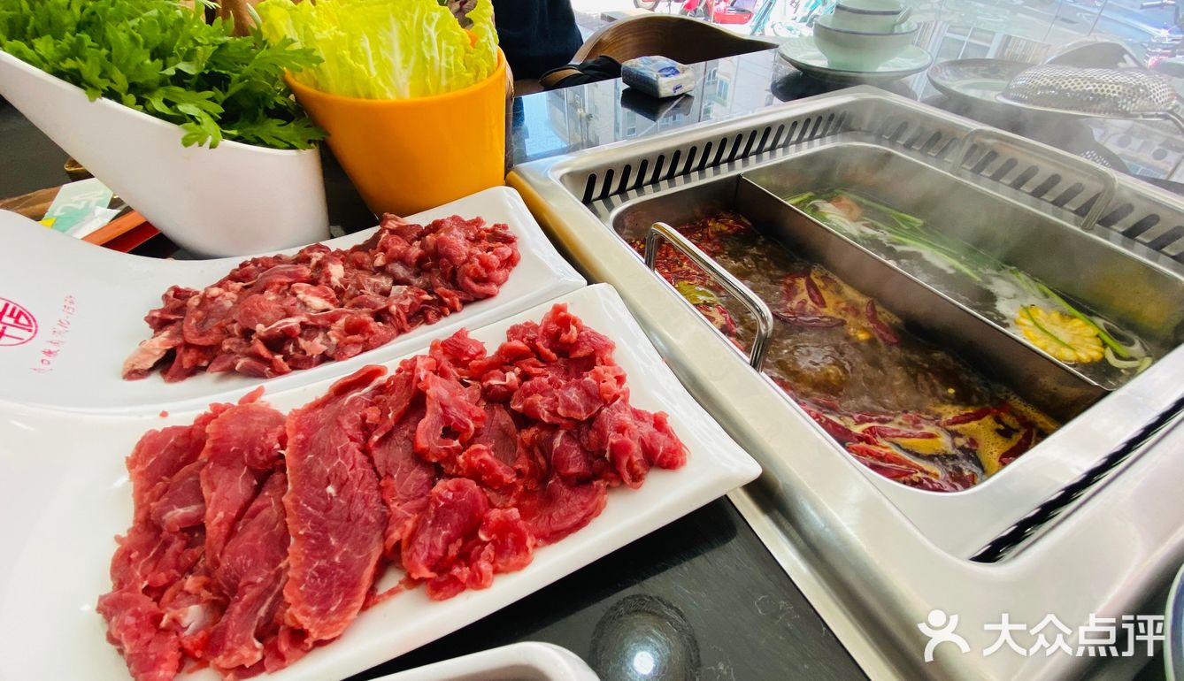 玩完玄武湖正好过来吃了。- 吊龙非常嫩，肉质非常不错