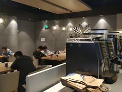 -瑞幸咖啡(新世界中心店)