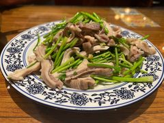 -泉畔人家·老济南经典鲁菜(大明湖店)
