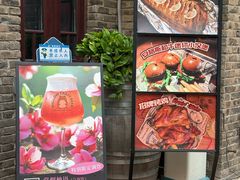-麦落精酿啤酒餐吧(先农大院店)