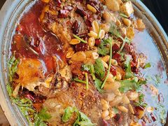 -严记小天府酸菜鱼(西四路店)