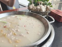 -老来福·非遗酸汤兔(凯旋路店)