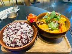 黄咖喱鸡肉粗粮饭-gaga(深圳福田星河COCO Park店)