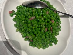 -新白鹿餐厅(湖滨银泰IN77C区店)