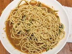 -万记麻辣烫国展总店