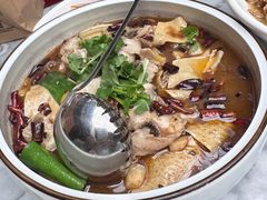 -蔼若春.传承三十年云南菜(金碧公园店)