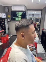 -好先生男士理发馆