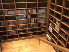 -外研书店(北京外国语大学西校区北外国际大厦店)