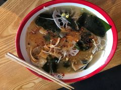 -小蛮椒麻辣烫·麻辣拌(青浦宝龙店)