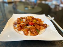 怀旧菠萝咕噜肉-汇景希尔顿逸林酒店·悦轩中餐厅