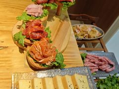 -巷子里地摊烤肉(汉沽店)
