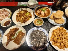 -老北京胡同味道二荤铺(酒仙桥店)