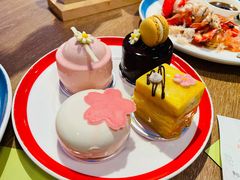 -咖啡苑自助餐厅·中国大饭店