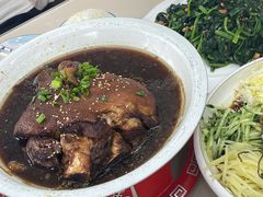-老码头黑皮肘子锅包肉熏酱水饺(文政街店)