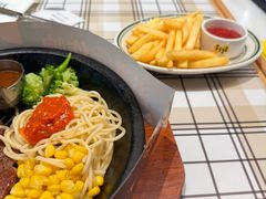 -菲滋意式餐厅(富阳东方茂店)