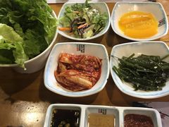 -唯成•韩国炭火烤肉 유성고기