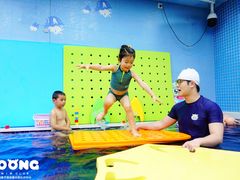 -龙格亲子游泳俱乐部(泊富中心)