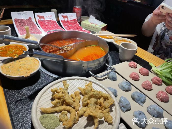 领鲜潮牛鲜牛肉火锅(天外村店)图片