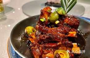 Plum and Vinegar Pork Ribs
