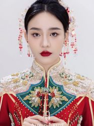 -艾朵婚纱