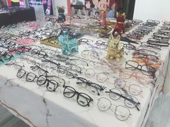 -肆兮眼镜·蔡司·徕卡战略合作店(大坪店)