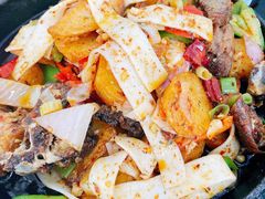 -撒拉人家.酸菜牦牛肉火锅