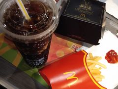 -麦当劳(杭州西湖银泰百货店)