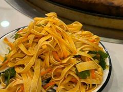 -王老六铁锅炖鱼(圣亚海洋店)