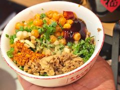 -热火朝天鲜切牛肉火锅(南强街巷店)