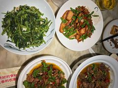 -梁家大院•农家菜(昆山会展中心店)