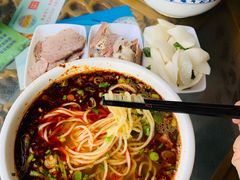 -吾穆勒蓬灰牛肉面·清真(北滨河中路店)