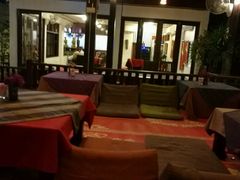 -Dash Teak House