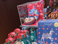 -VENCHI 闻绮(上海佛罗伦萨小镇店)