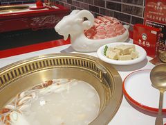 -欠火锅·水牛毛肚·团建聚餐·生日宴(何山路店)