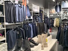 -唯品会(北京国瑞城店)