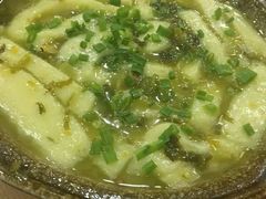 -石磨豆花家常菜·牦牛排土火锅