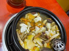 -菌之家·专业纯野生菌火锅·特色炒菌